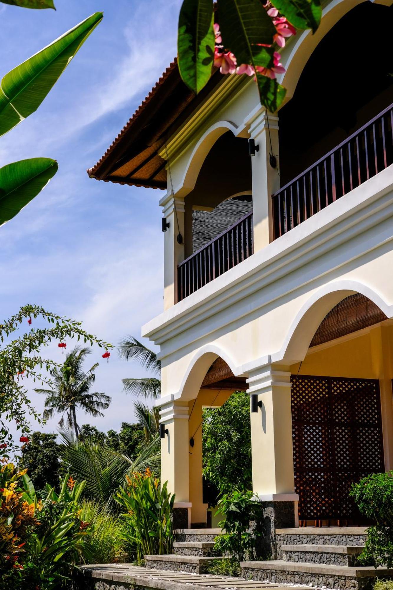 Villa Mata Hari Panji Εξωτερικό φωτογραφία